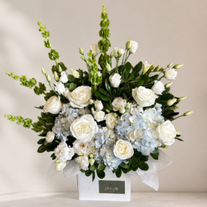 blue & white arrangement 2 ft tall / 2 ft wide