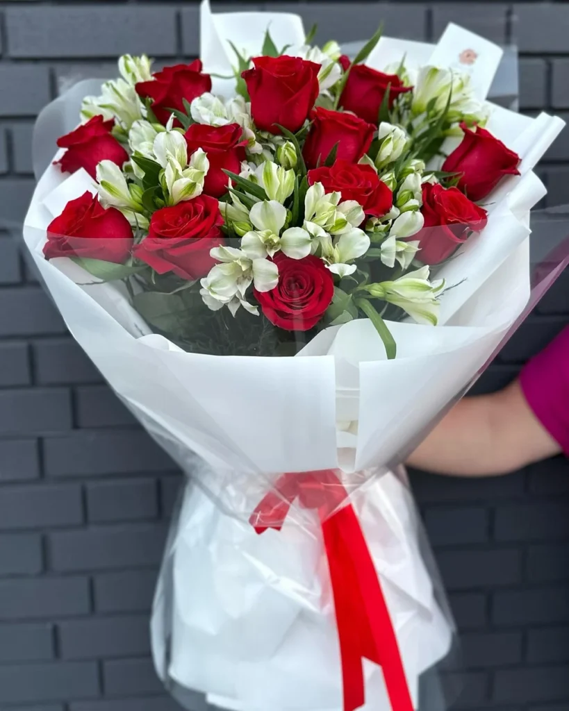 Flower Valley Boutique rose bouquet