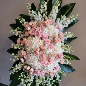 Standing Spray. Pink & White.