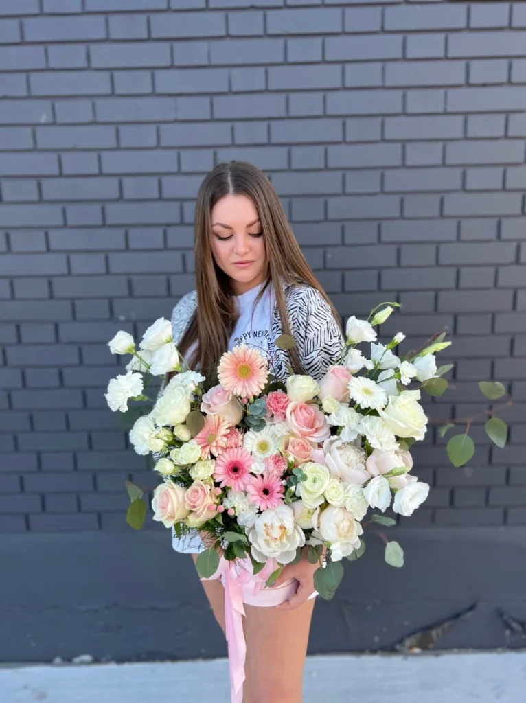 Flower Valley Boutique mixed bouquet